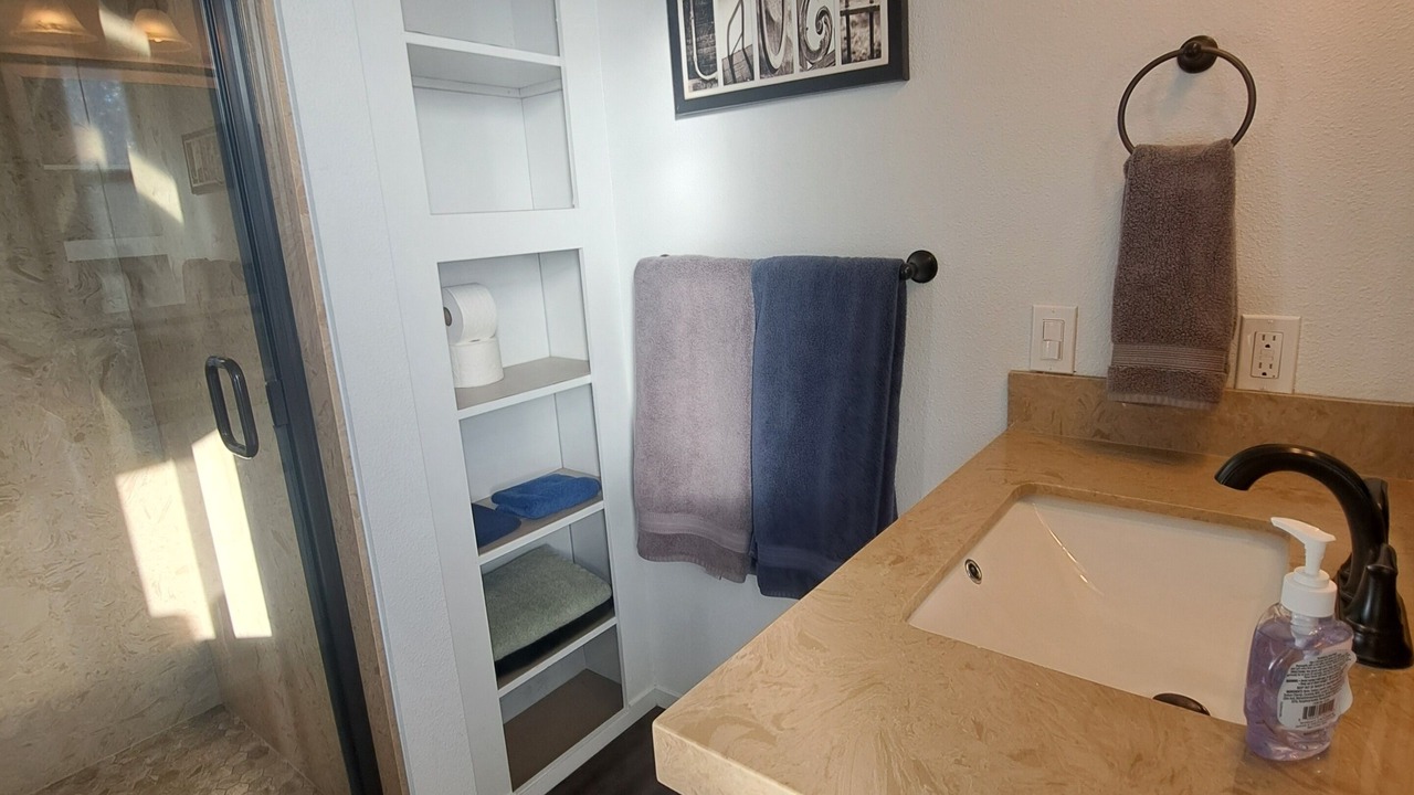 Photo of Bathroom in Coulterville