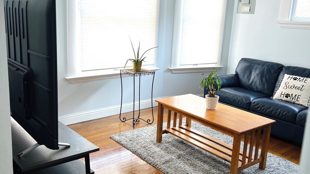 Photo of Livingroom in Alameda