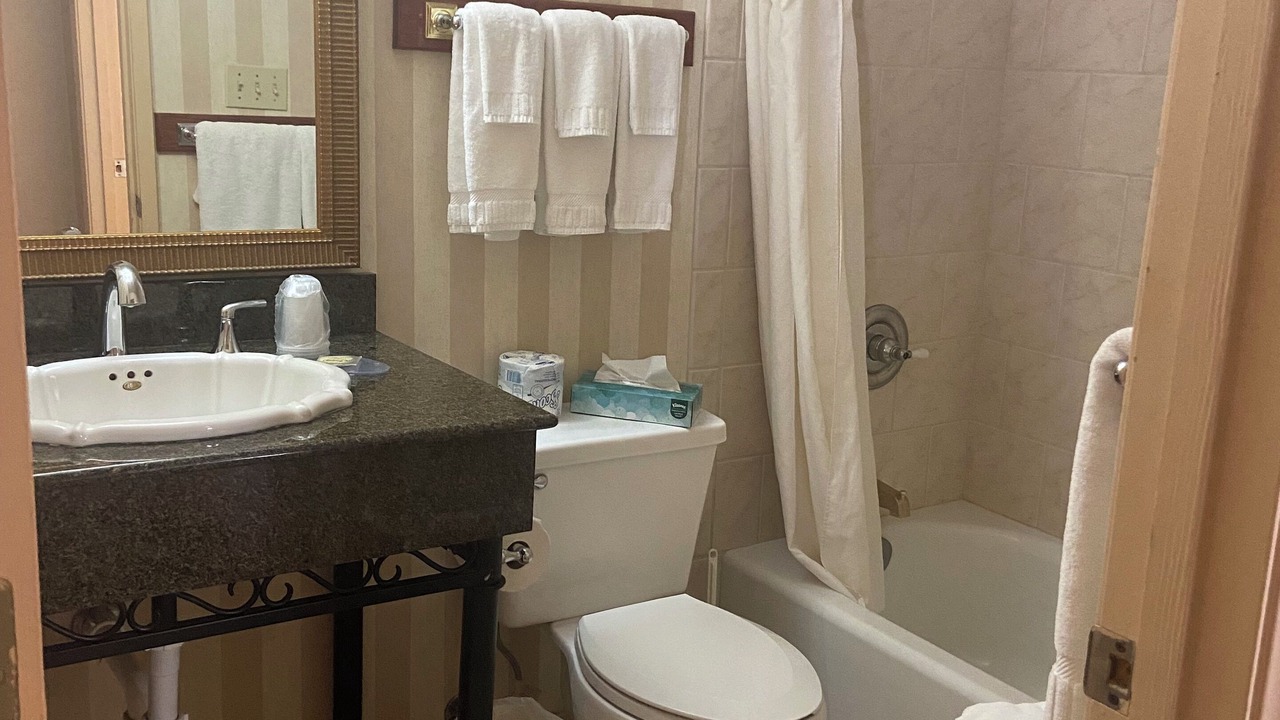 Photo of Bathroom in Stallion Springs