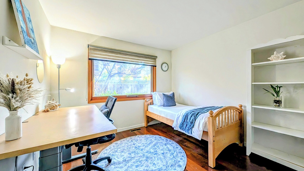 Photo of Bedroom in Midtown