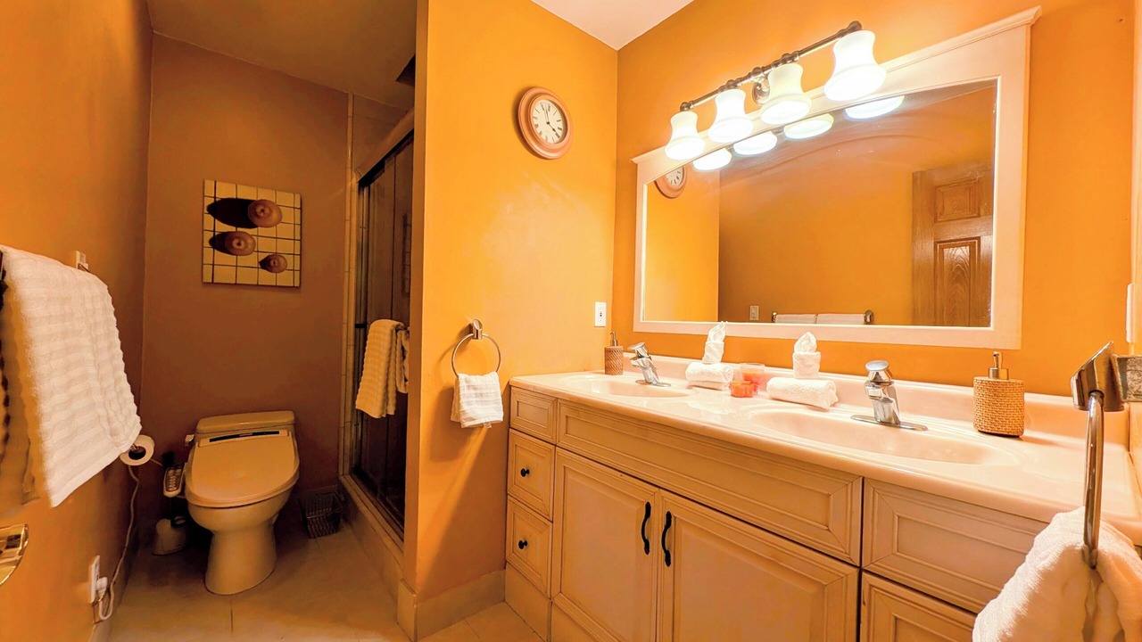 Photo of Bathroom in Midtown