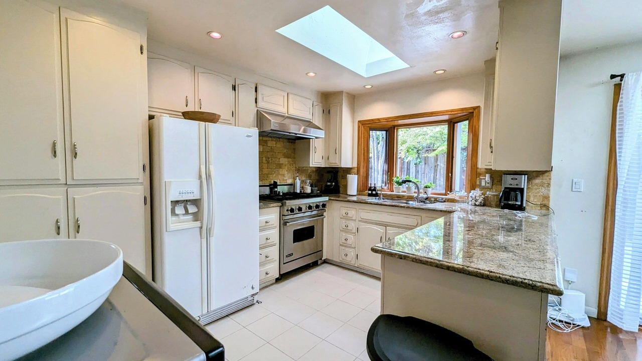 Photo of Kitchen in Midtown