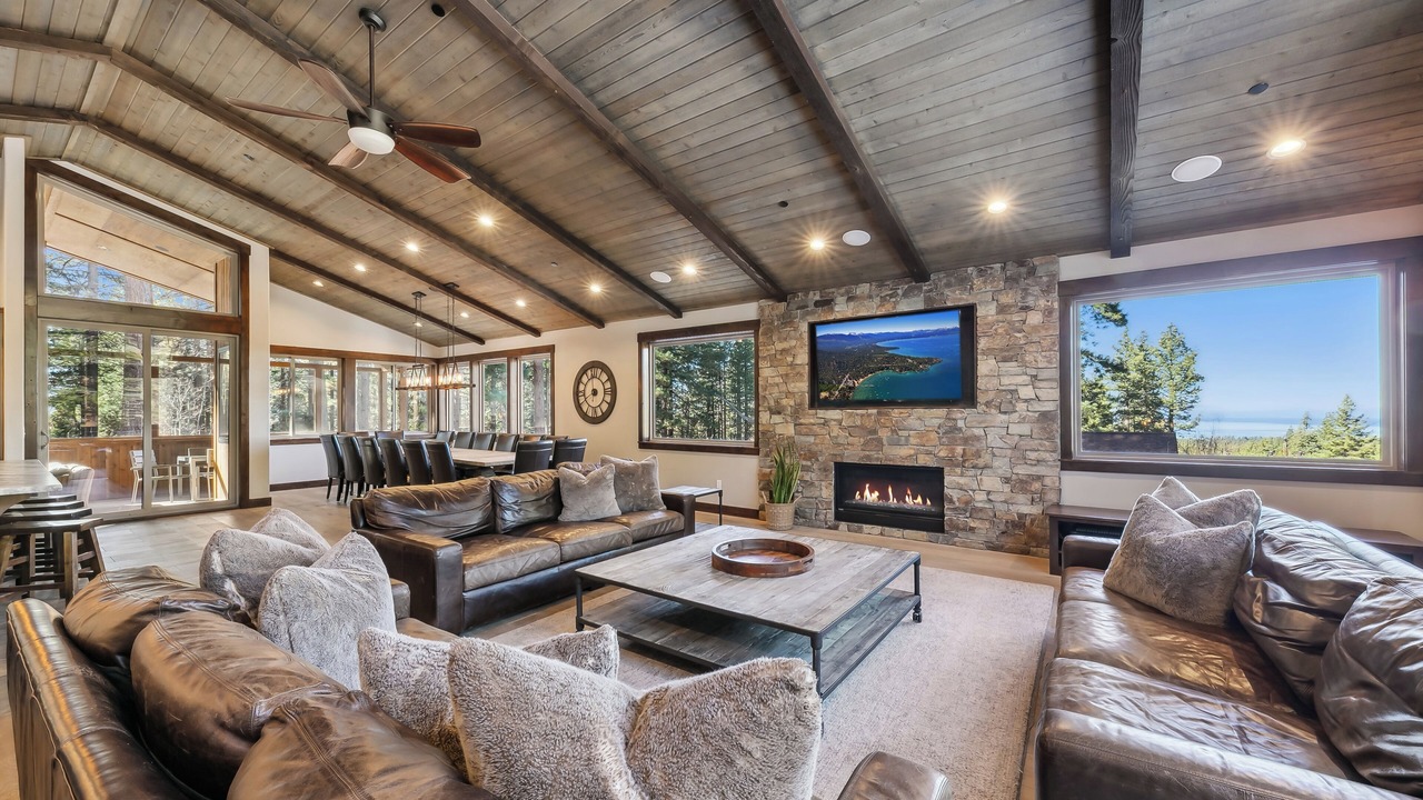Photo of Livingroom in South Lake Tahoe