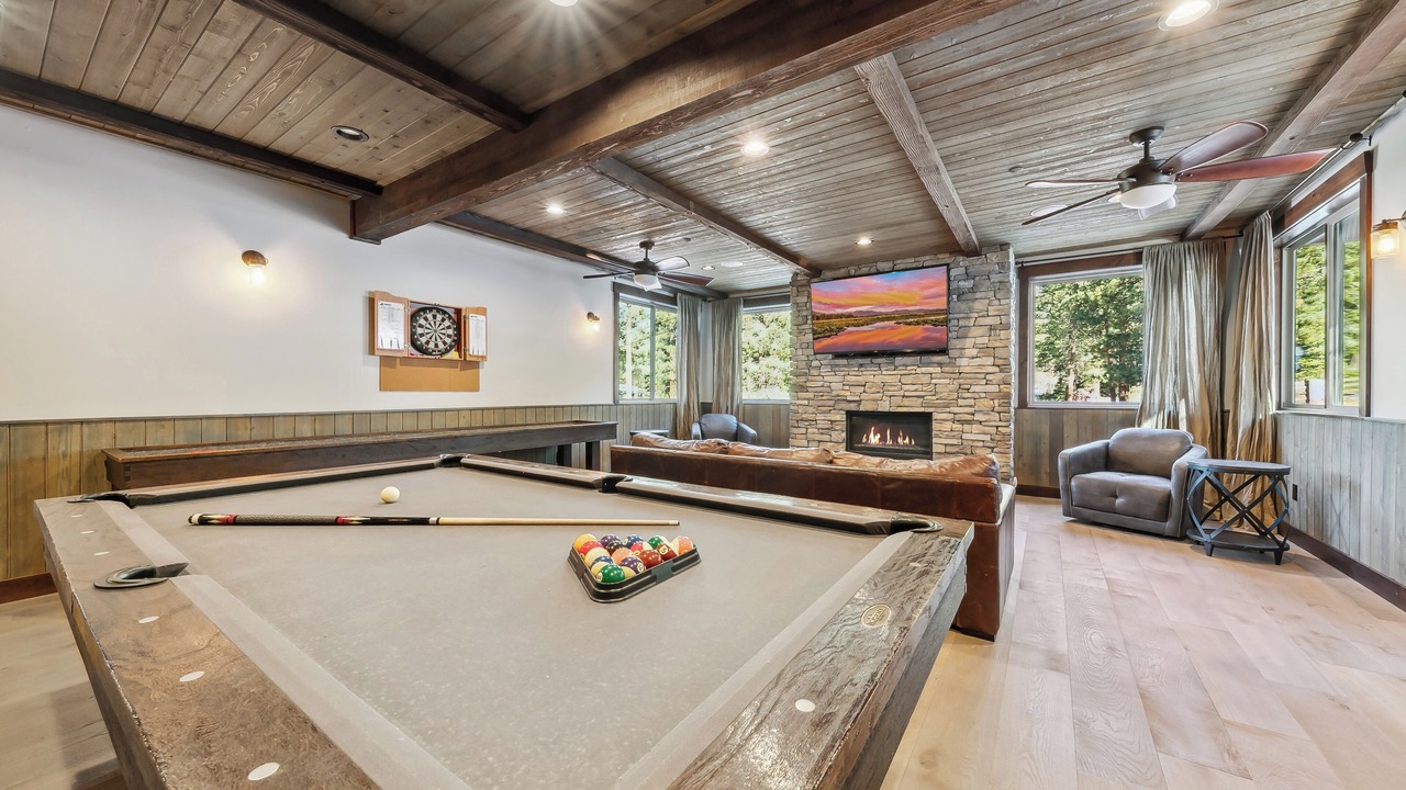 Photo of Livingroom in South Lake Tahoe