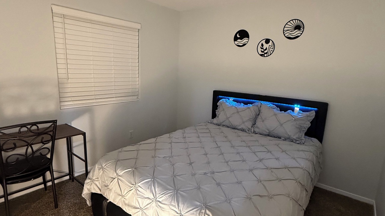 Photo of Bedroom in Spanos Park