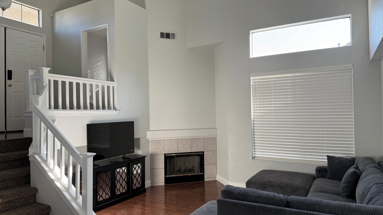 Photo of Livingroom in Spanos Park