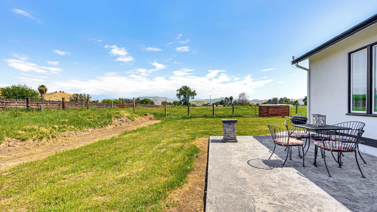 Photo of Outdoor in Woodlake