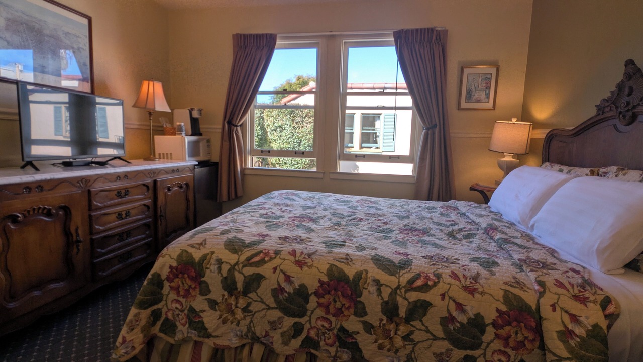 Photo of Bedroom in Marina District