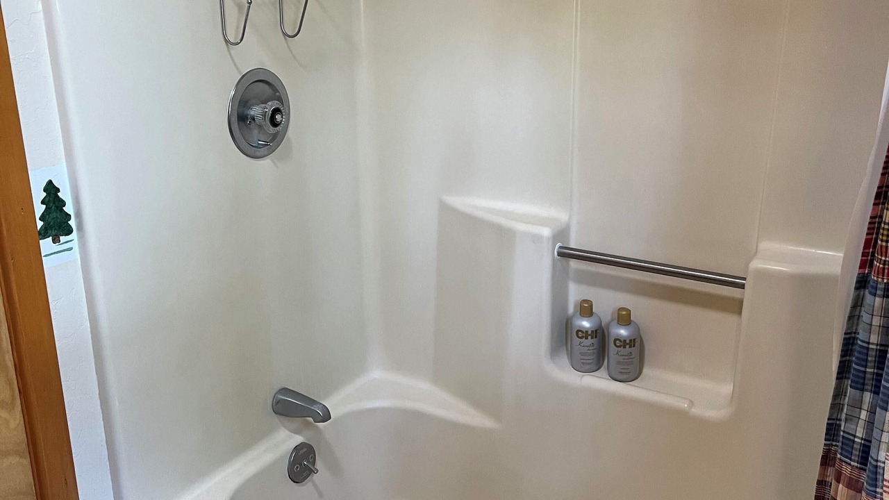 Photo of Bathroom in Long Barn