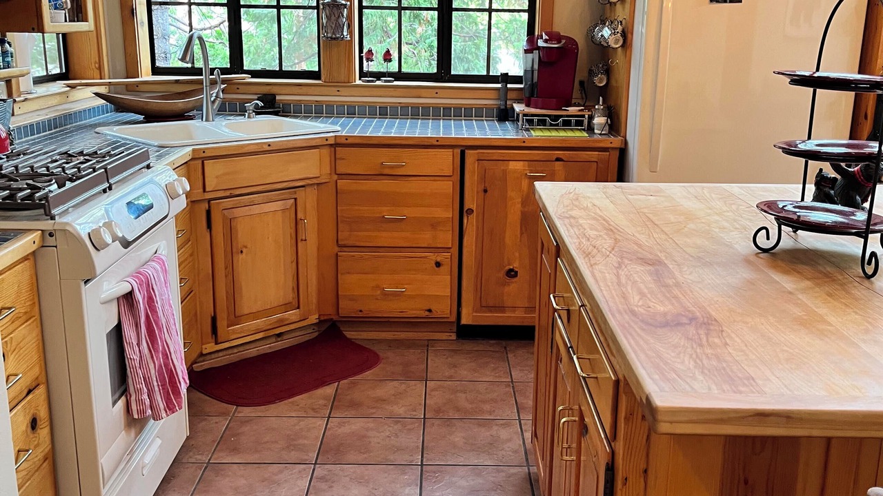 Photo of Kitchen in Long Barn