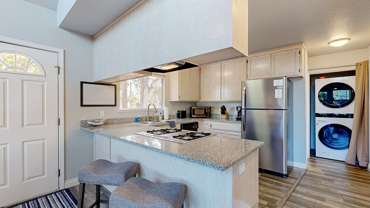 Photo of Kitchen in Groveland