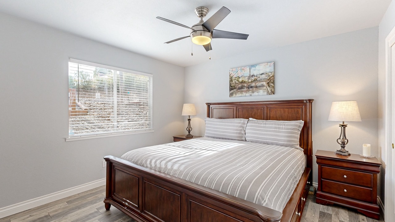 Photo of Bedroom in Groveland