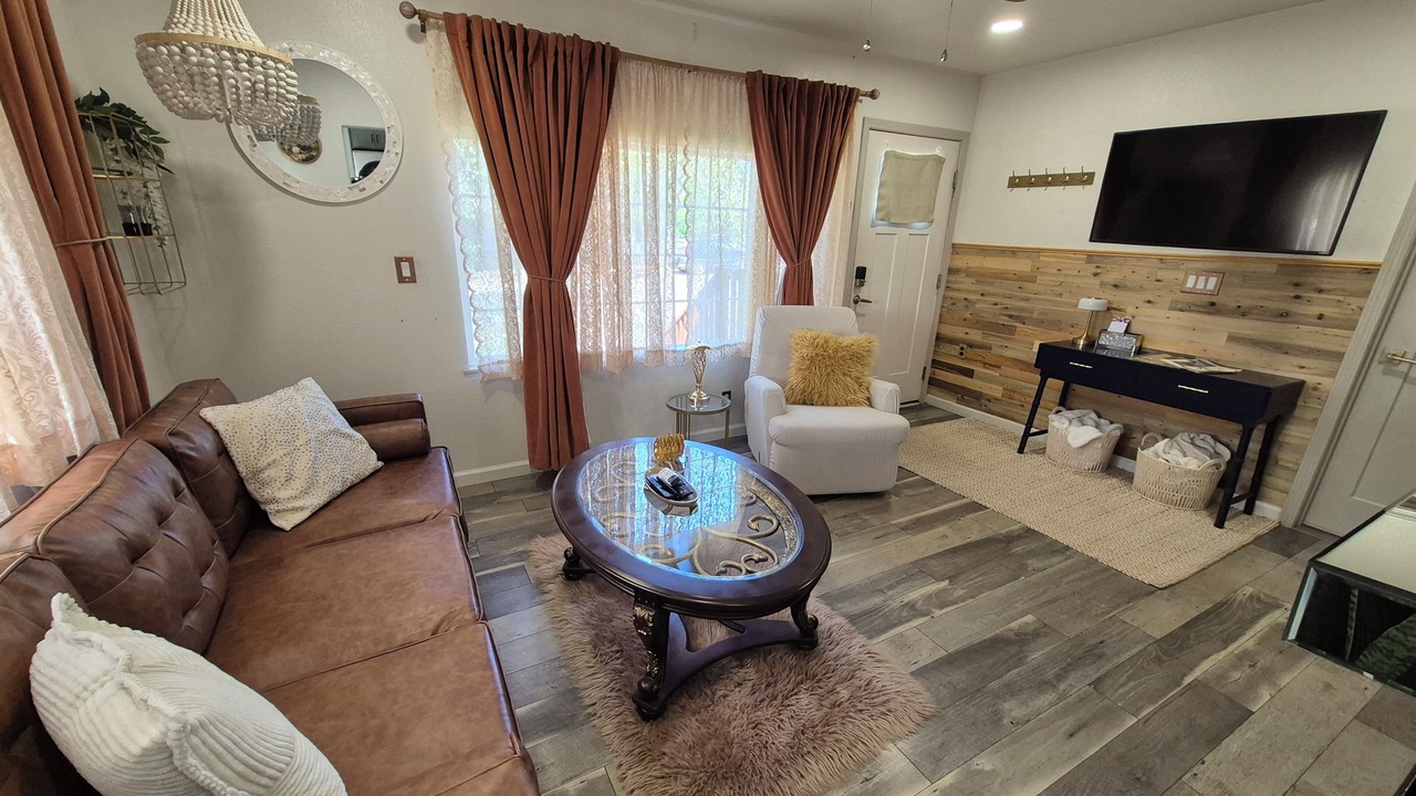 Photo of Livingroom in Westwood