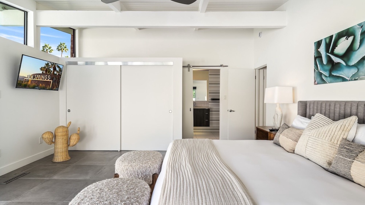 Photo of Bedroom in Twin Palms