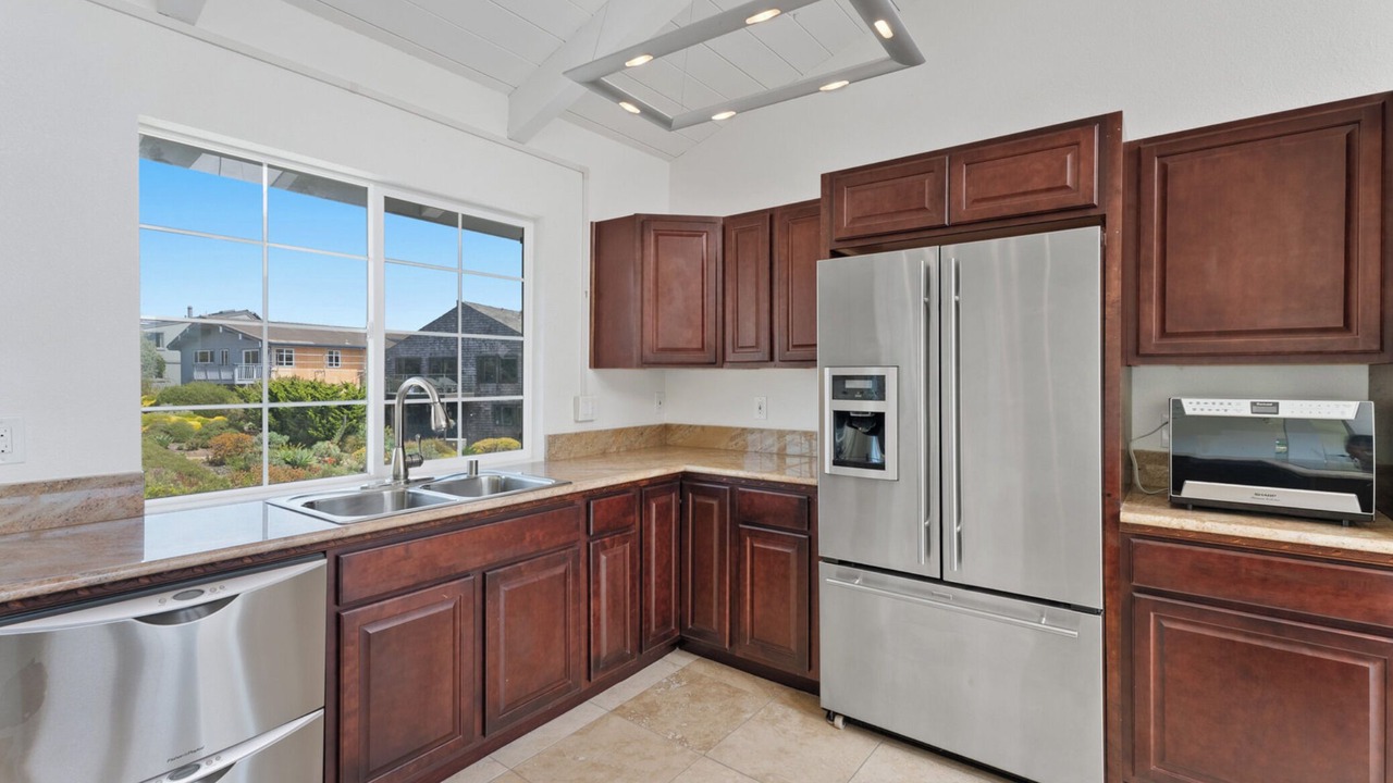 Photo of Kitchen in La Selva Beach