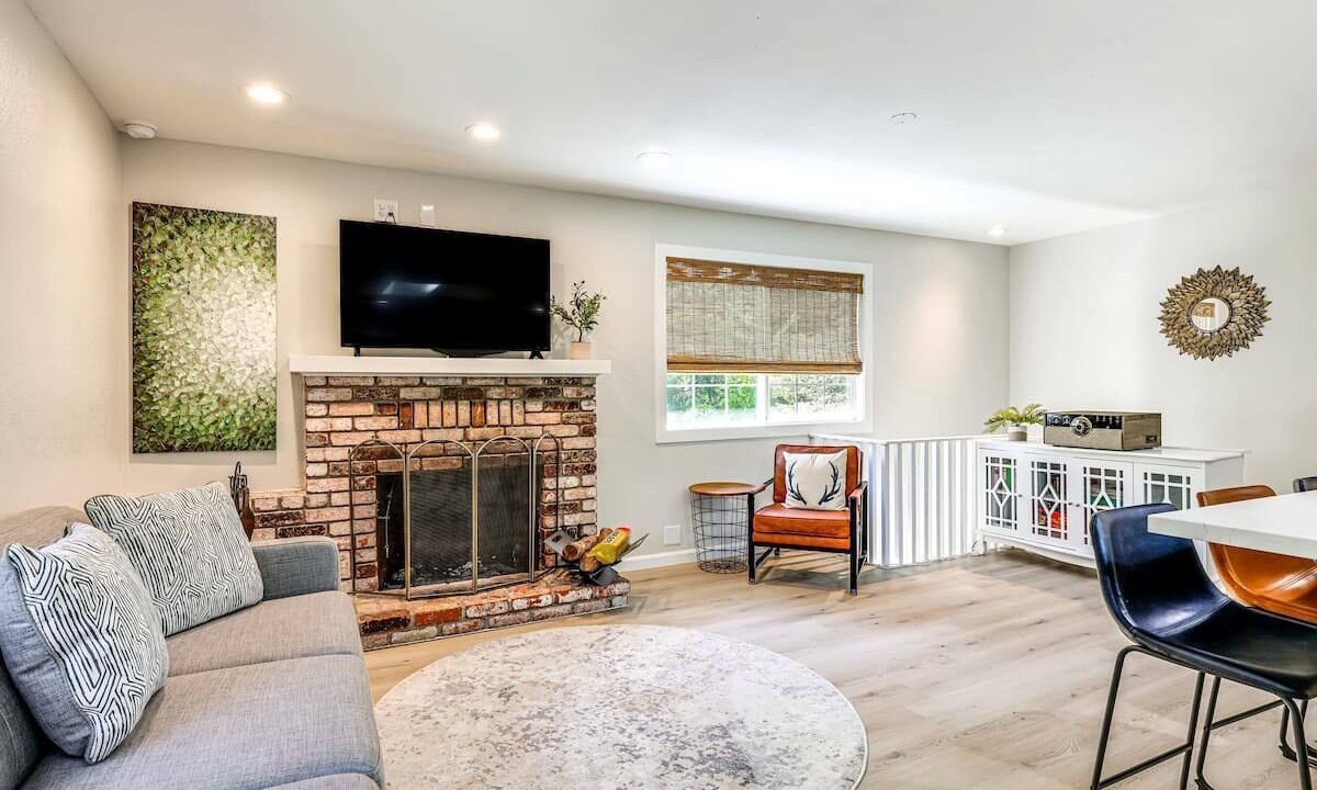 Photo of Livingroom in Mono Vista