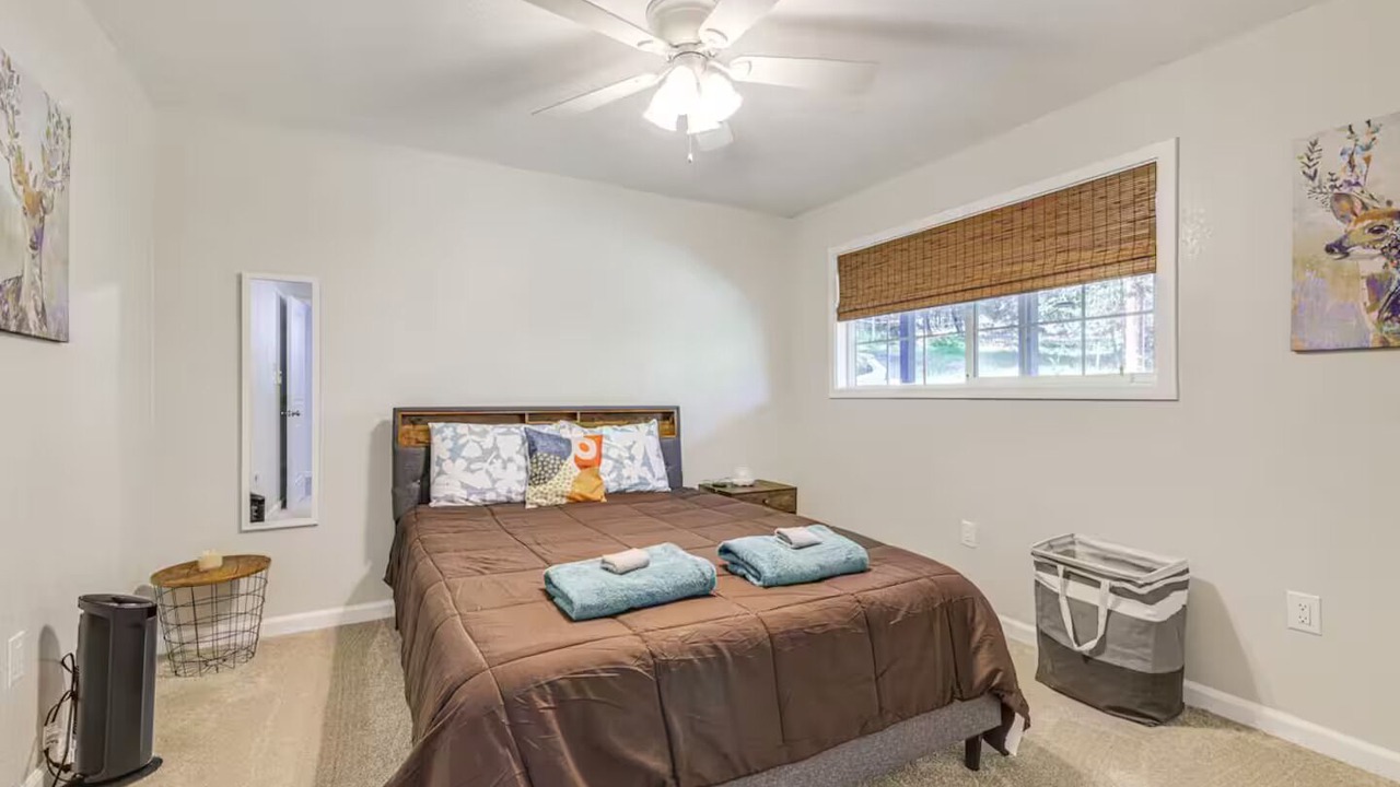 Photo of Bedroom in Mono Vista