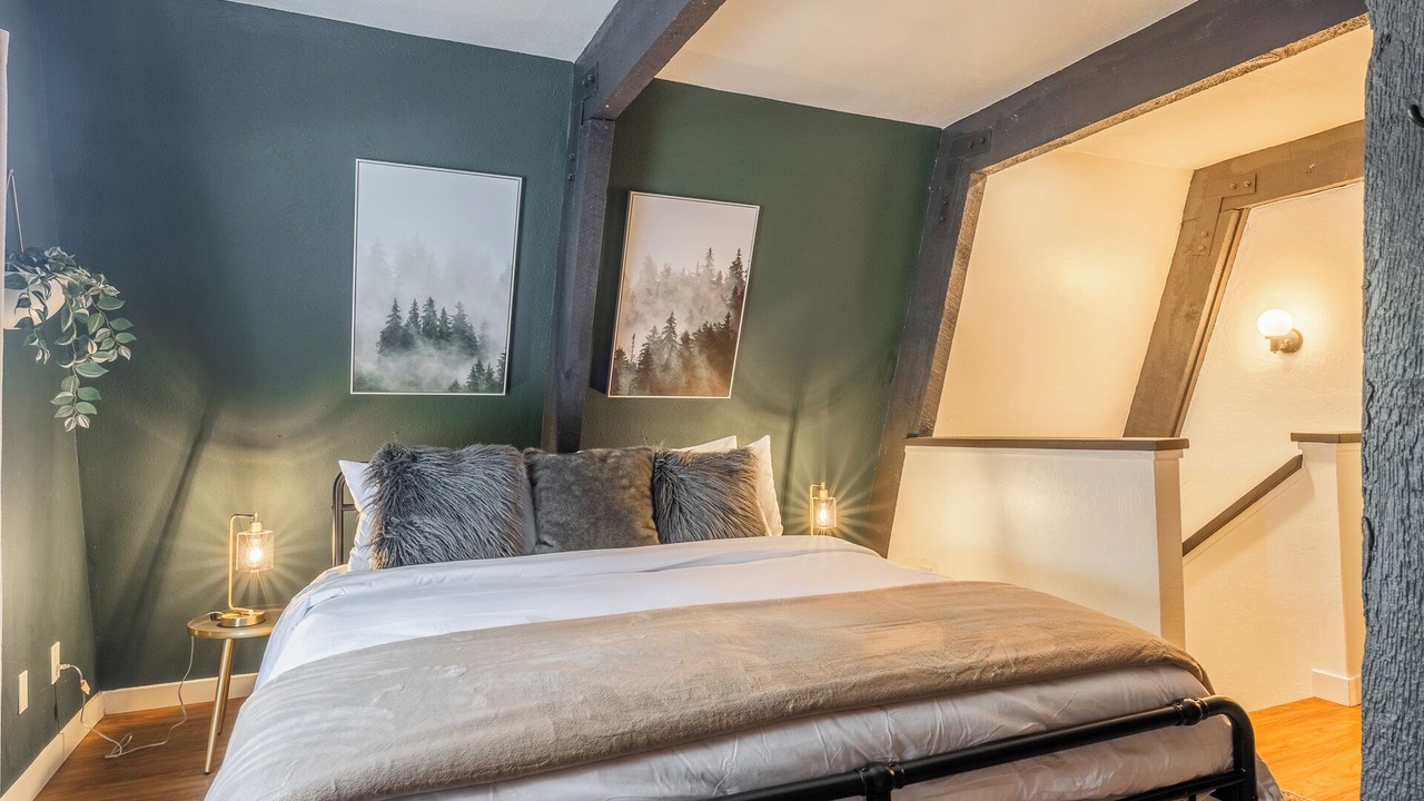 Photo of Bedroom in Majestic Pines
