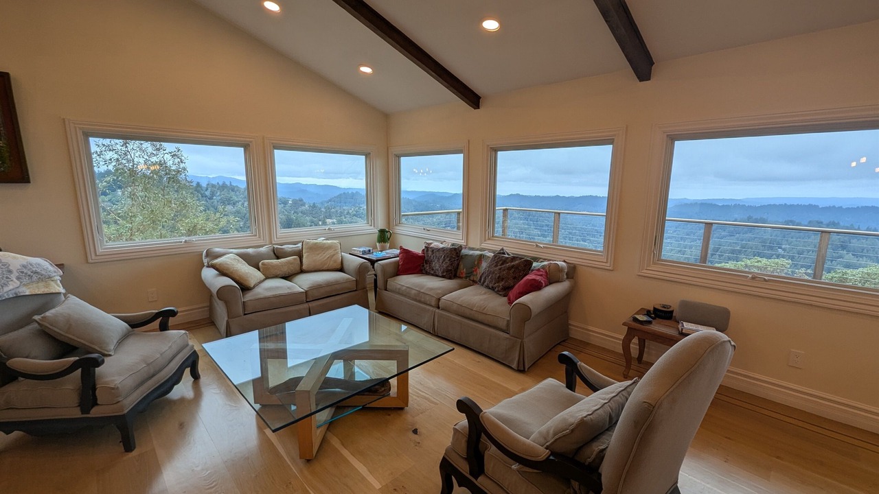 Photo of Bedroom in Los Gatos
