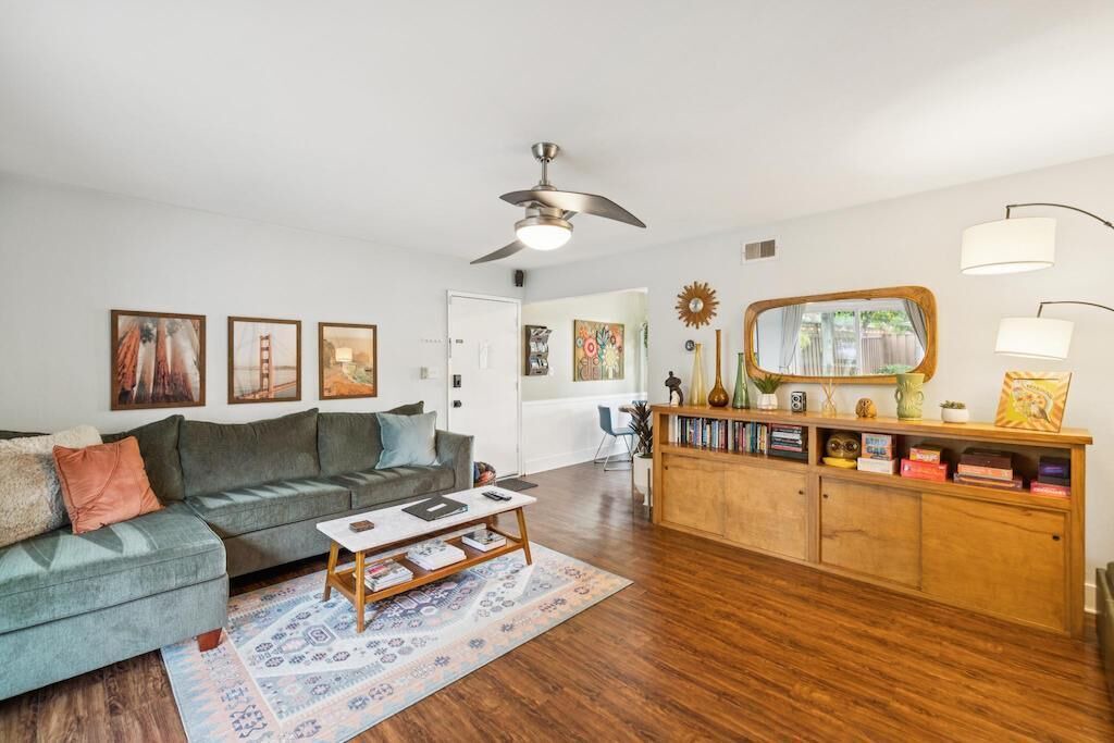 Photo of Livingroom in Willow Glen