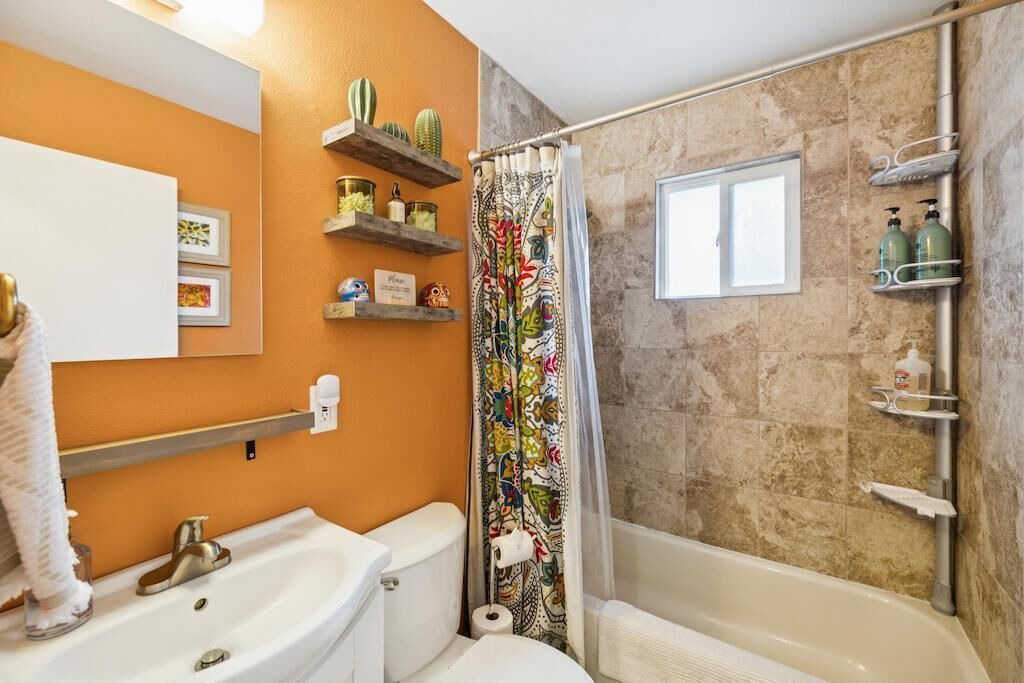 Photo of Bathroom in Willow Glen
