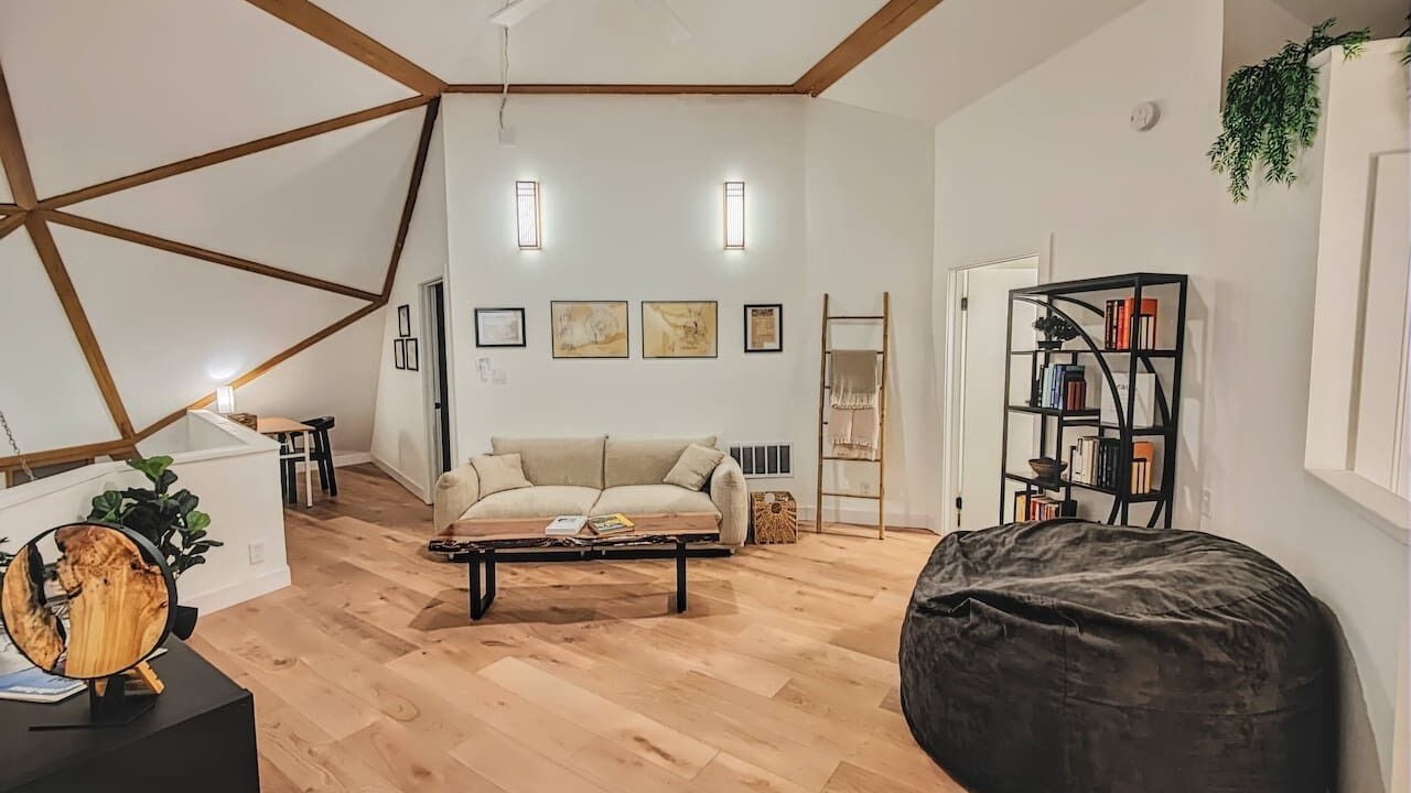 Photo of Livingroom in Yosemite Lakes