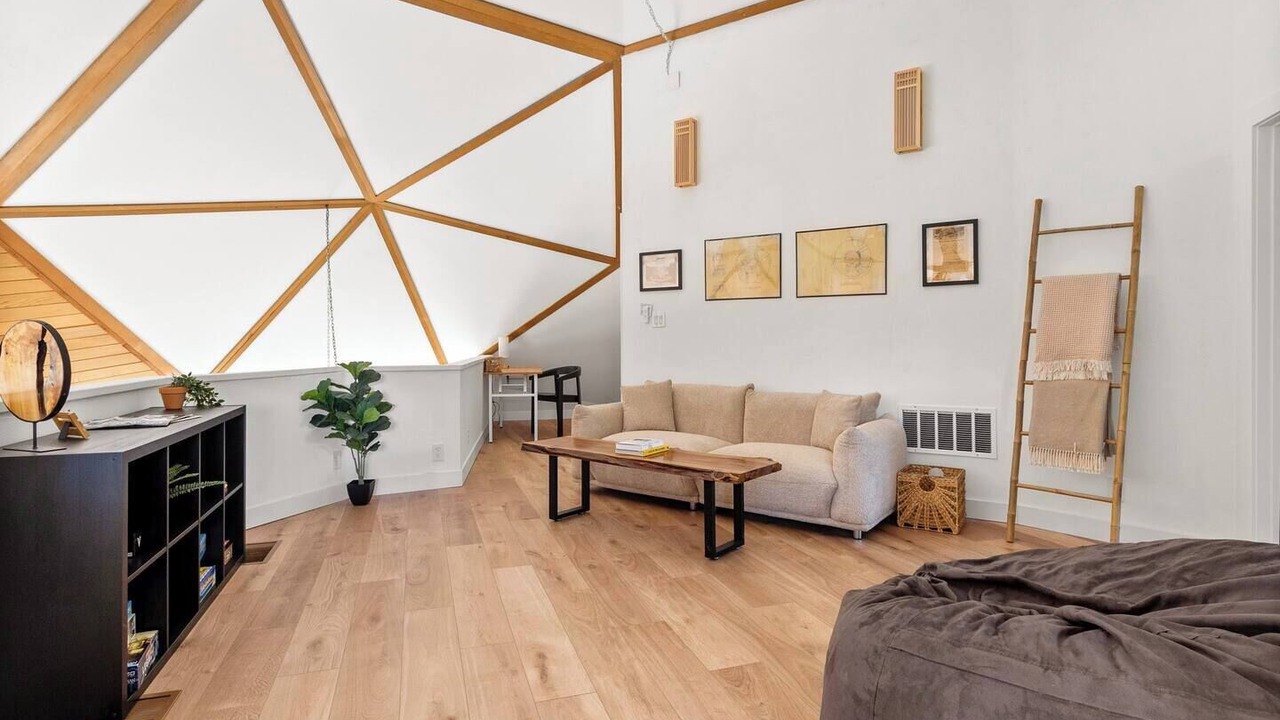 Photo of Livingroom in Yosemite Lakes