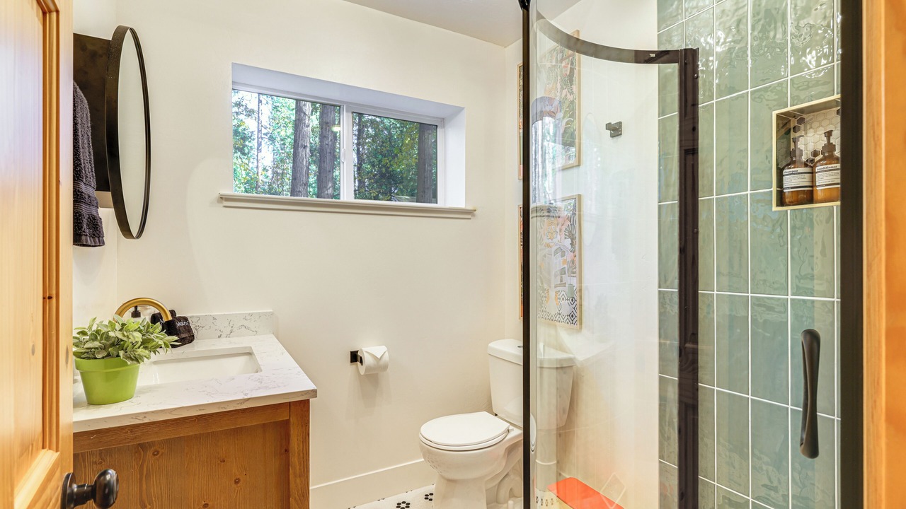 Photo of Bathroom in Twain Harte