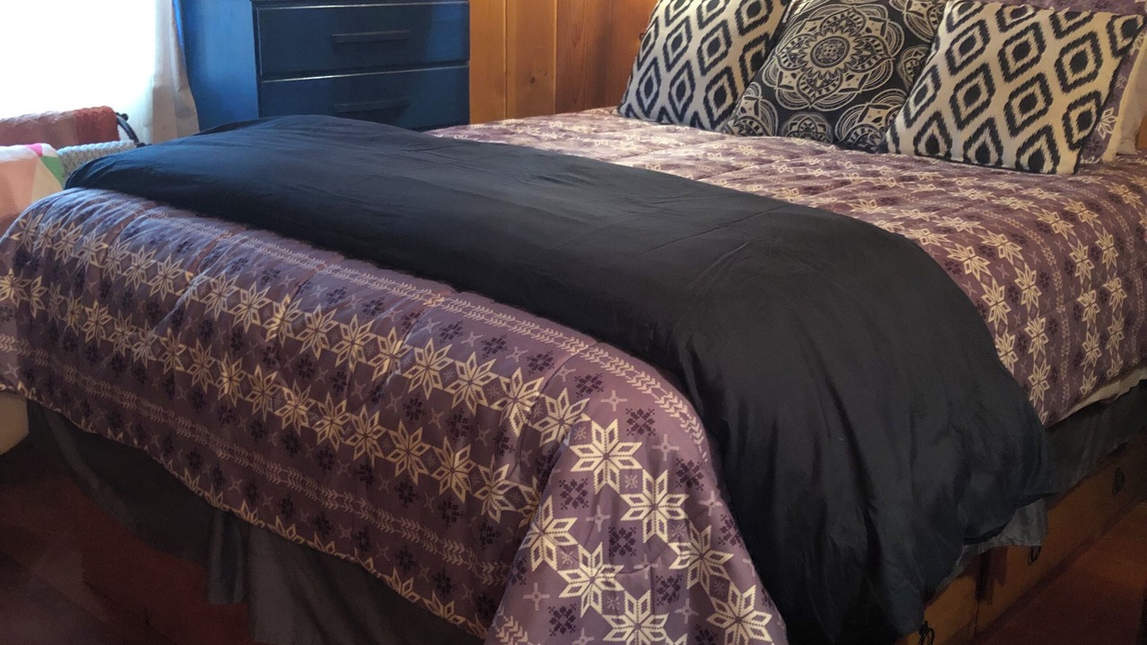 Photo of Bedroom in Mi-Wuk Village