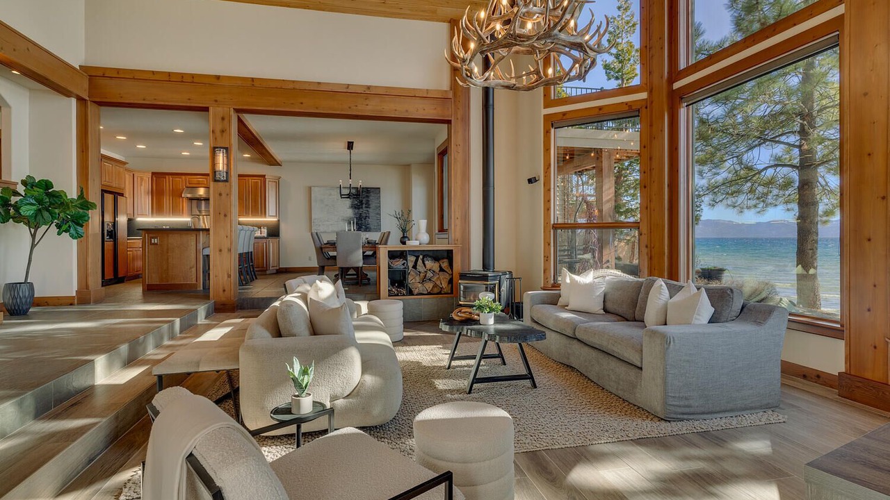 Photo of Livingroom in Tahoe Vista