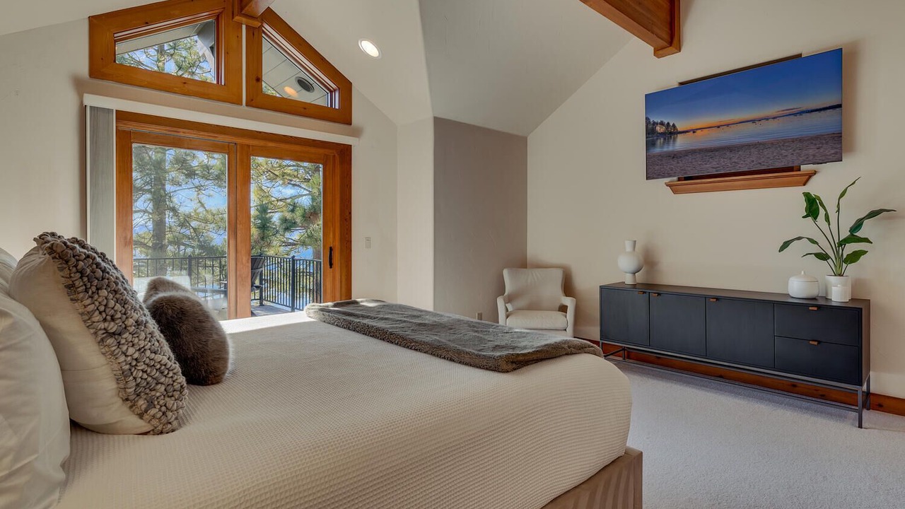 Photo of Others in Tahoe Vista