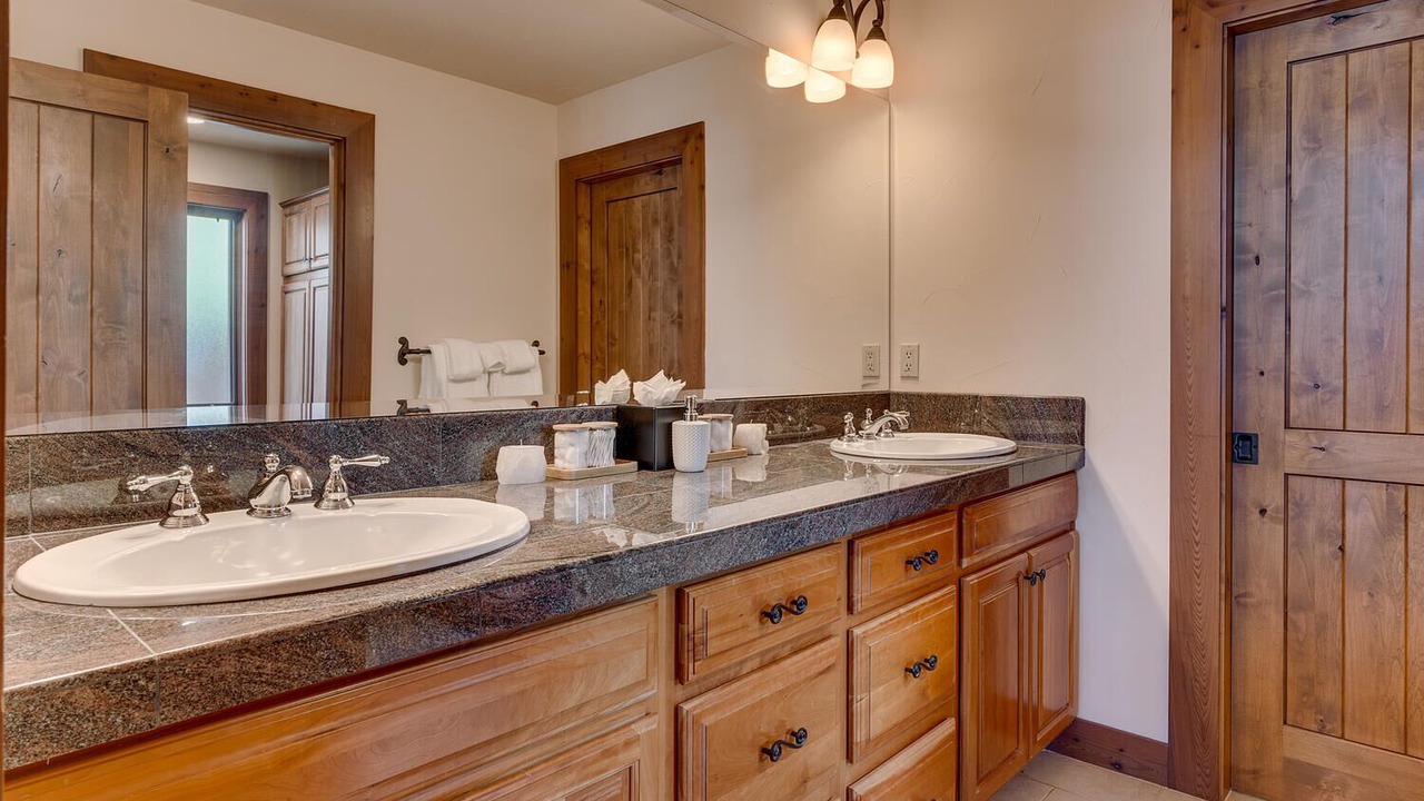 Photo of Bathroom in Tahoe Vista