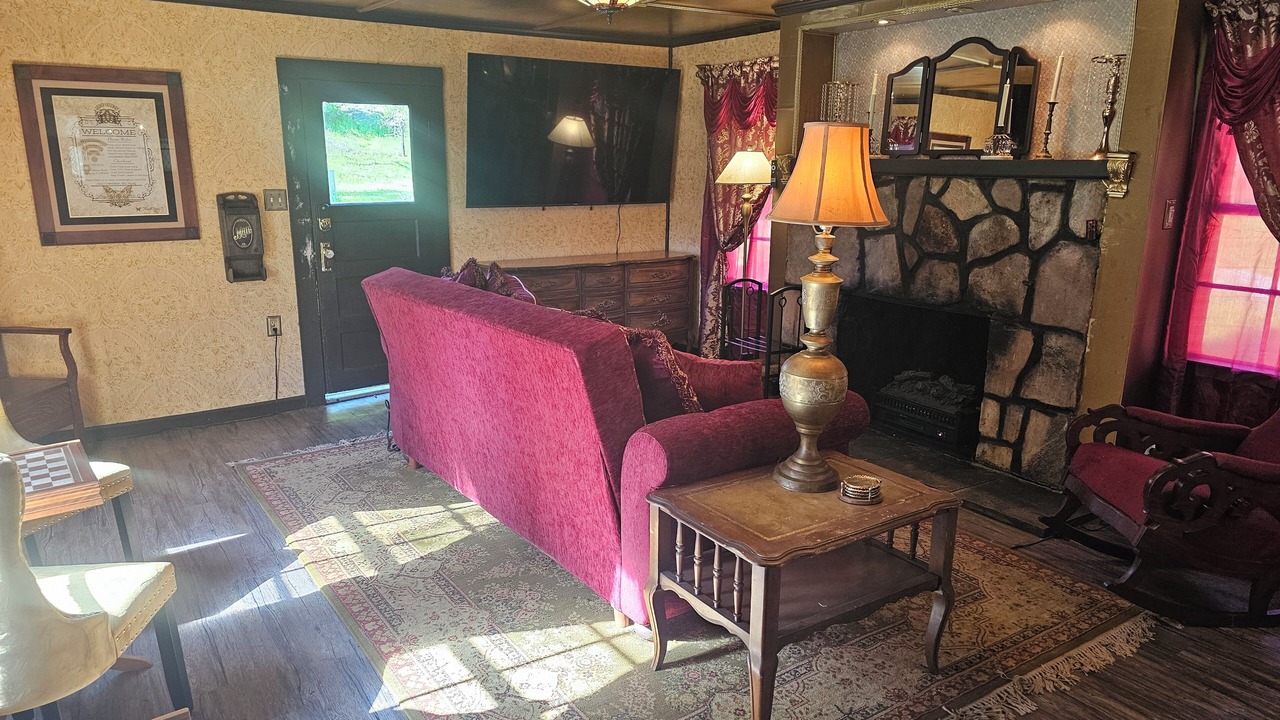 Photo of Livingroom in Mariposa