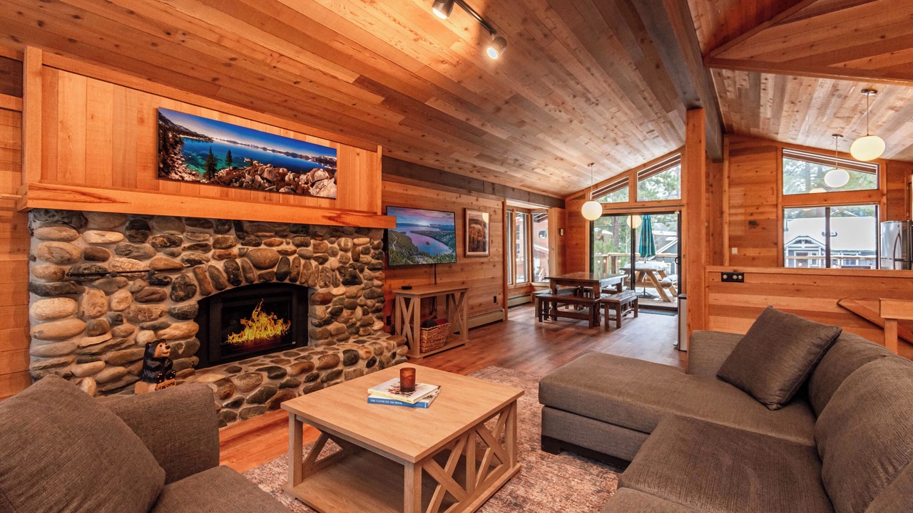 Photo of Livingroom in Lake Forest