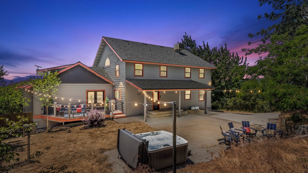 Photo of Outdoor in Oakhurst