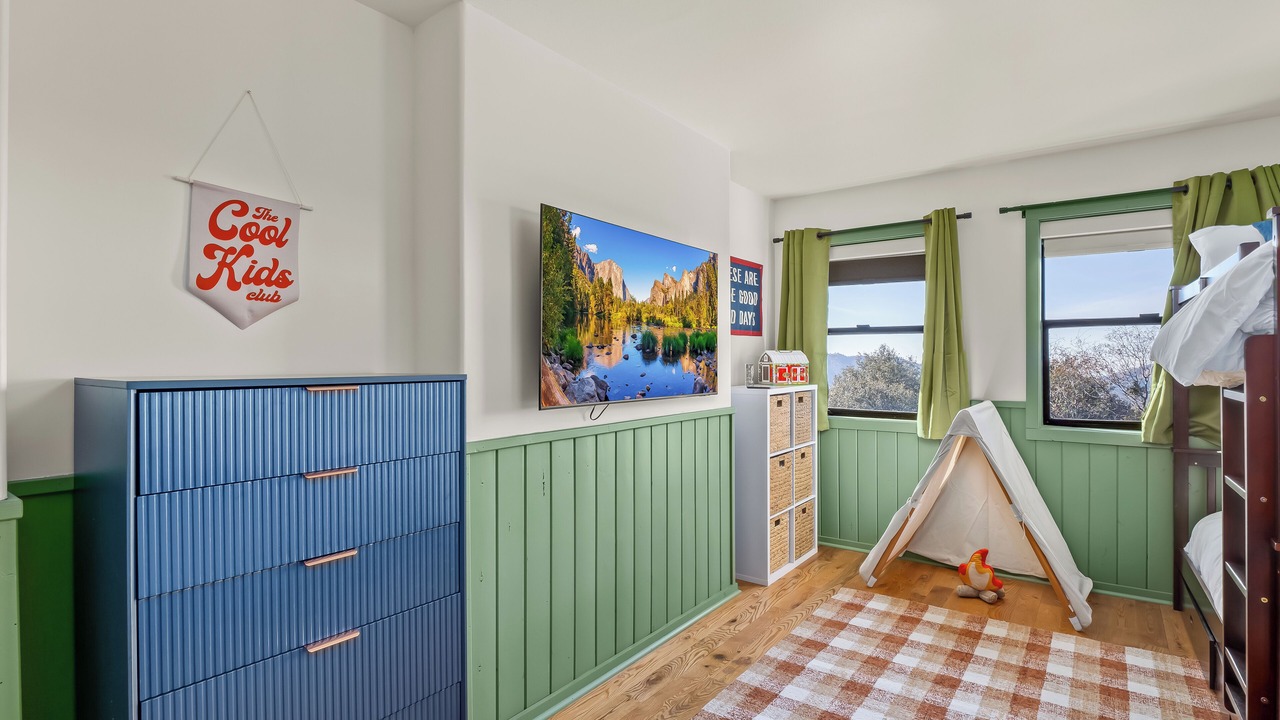 Photo of Bedroom in Oakhurst