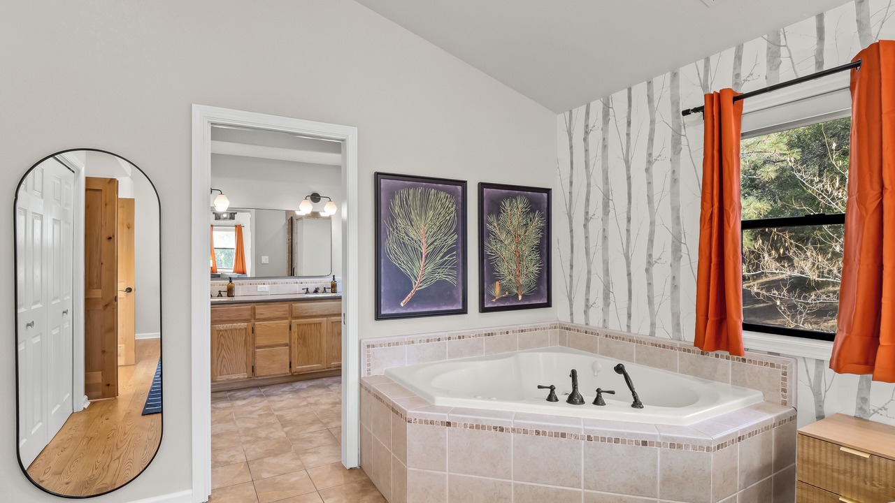 Photo of Bathroom in Oakhurst