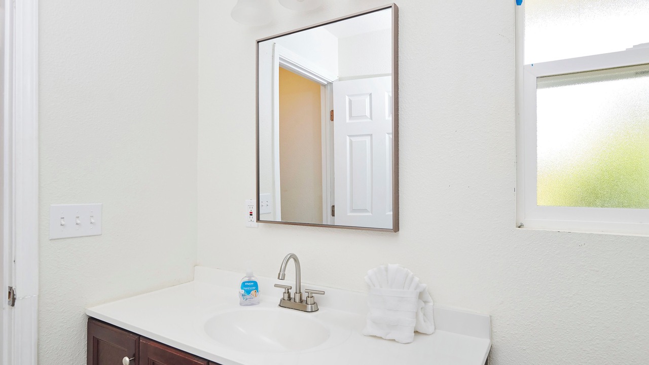 Photo of Bathroom in Raisin