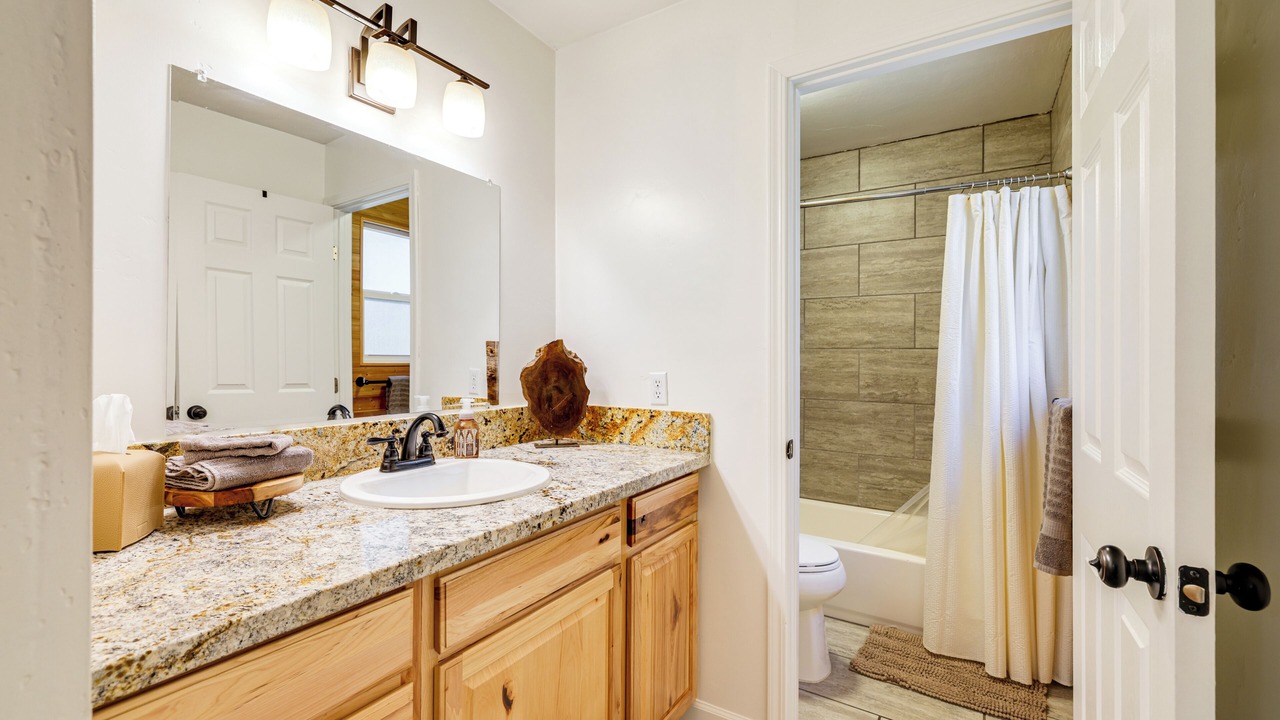 Photo of Bathroom in Groveland