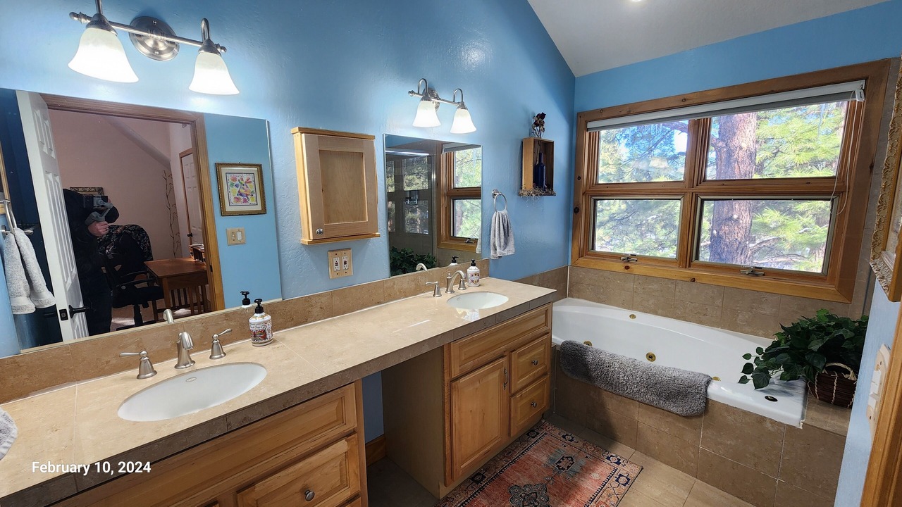 Photo of Bathroom in Galena Forest Estates
