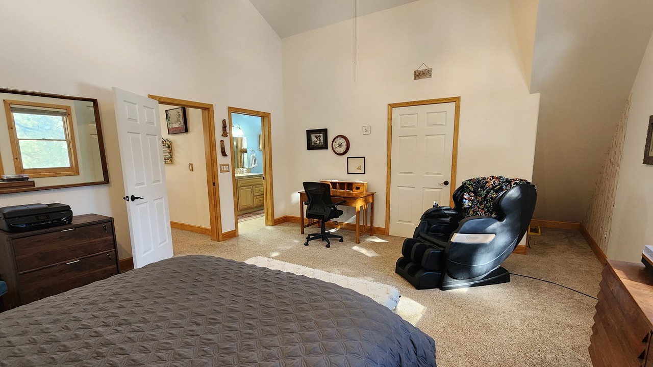 Photo of Bedroom in Galena Forest Estates