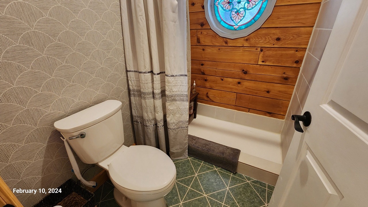 Photo of Bathroom in Galena Forest Estates