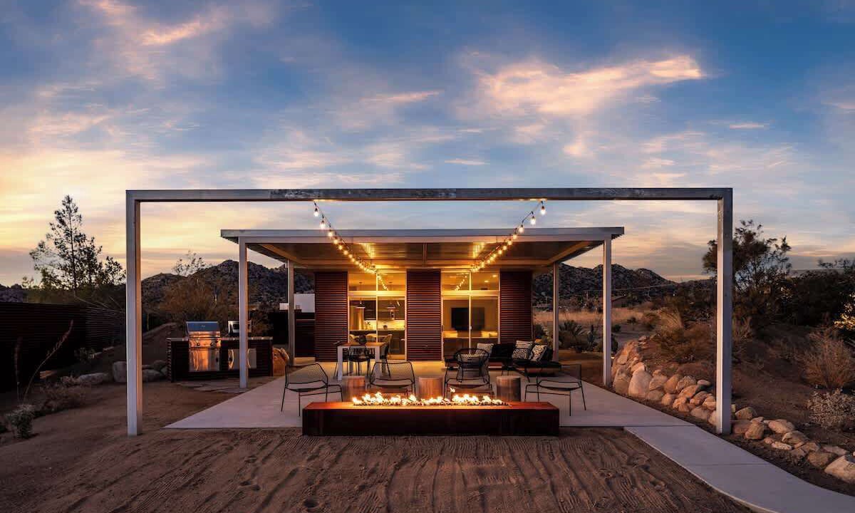 Photo of Patio Balcony in Pioneertown
