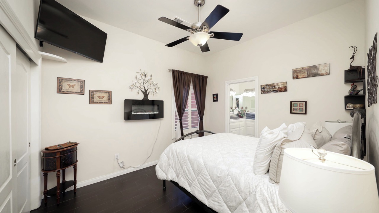 Photo of Bedroom in Rosedale