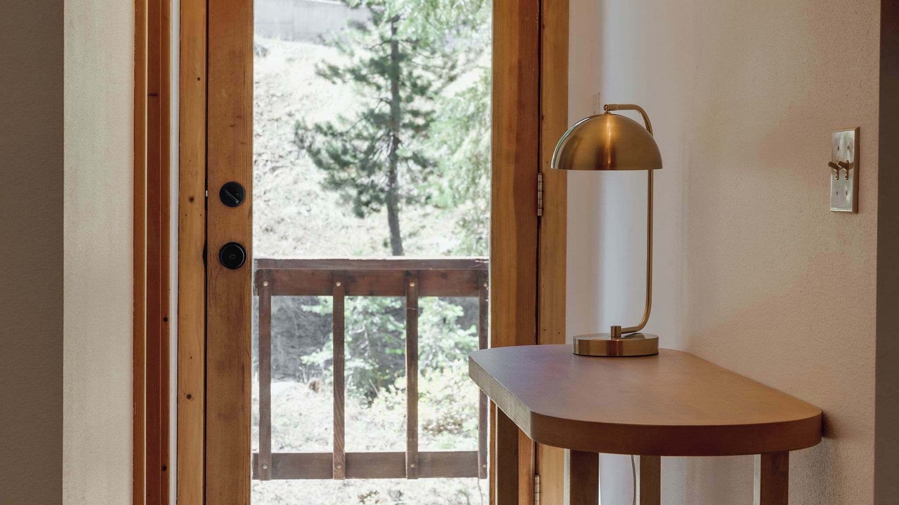 Photo of Patio Balcony in Alpine Meadows