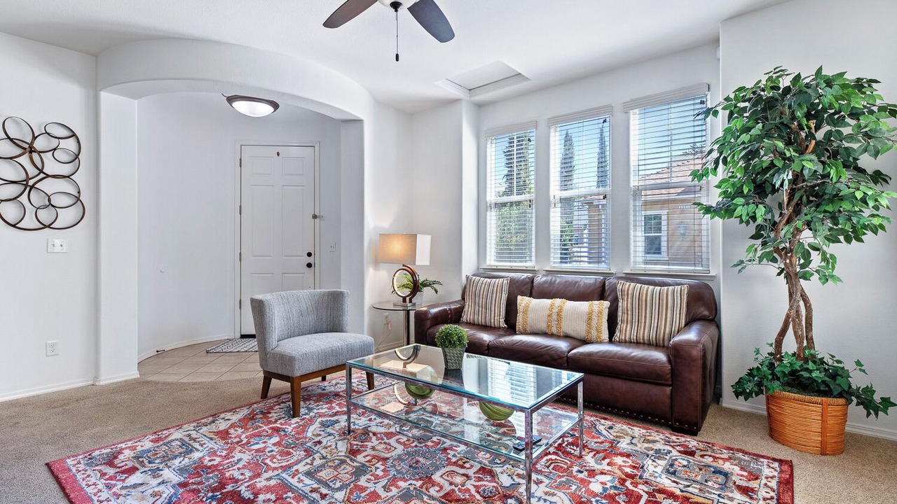 Photo of Livingroom in Harlan Ranch