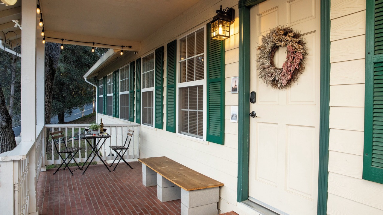 Photo of Outdoor in Groveland