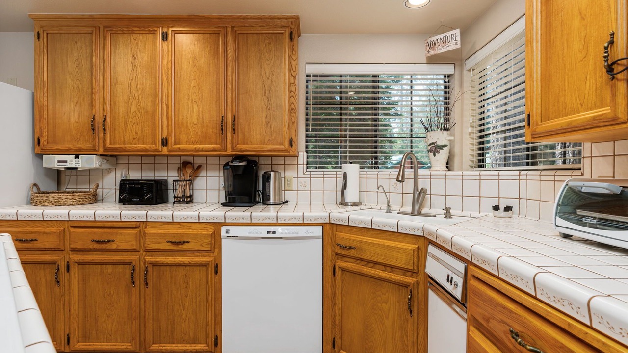 Photo of Kitchen in Shaver Lake