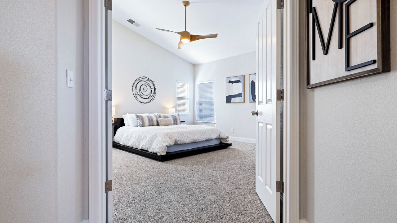 Photo of Bedroom in Raisin