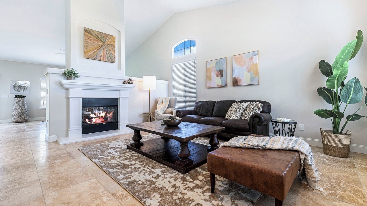 Photo of Livingroom in Raisin